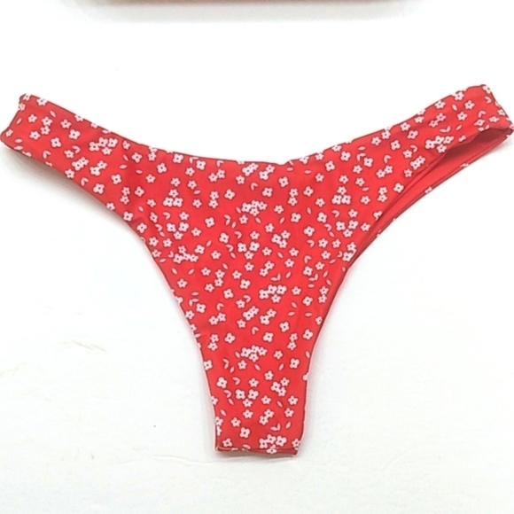 RED WHITE FLORAL HI-CUT HIPSTER BIKINI BOTTOMS SIZE MEDIUM NWOT - Picture 5 of 6